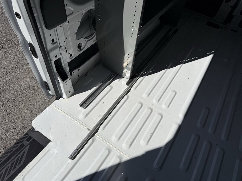 Used 2024 Ford Transit 250 148 Medium Roof RWD image 9