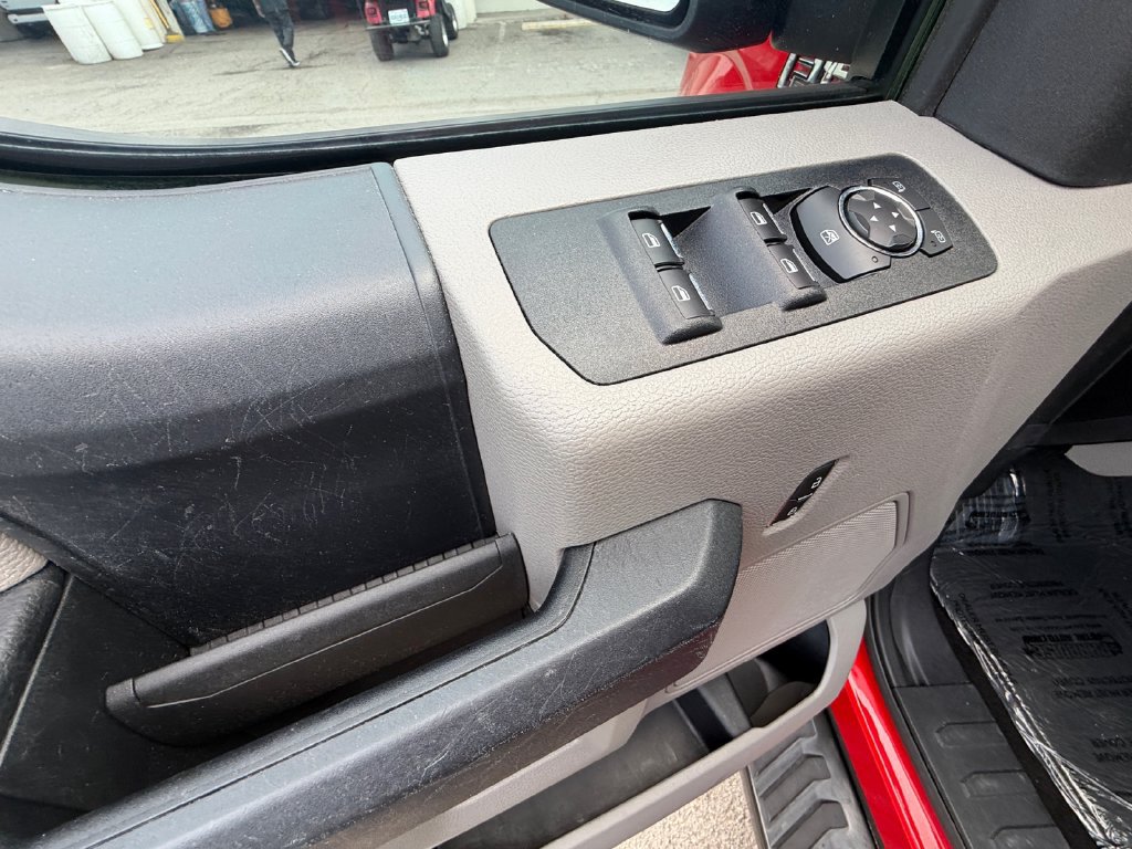 Used 2020 Ford F150 XL w/ Equipment Group 101A Mid RWD image 11