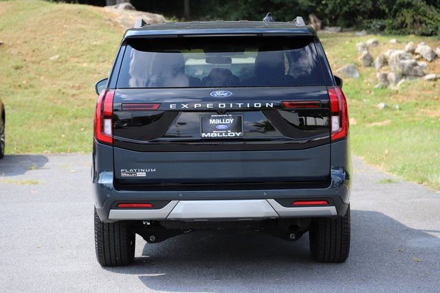 Certified 2025 Ford Expedition Platinum w/ Driver's Package image 3