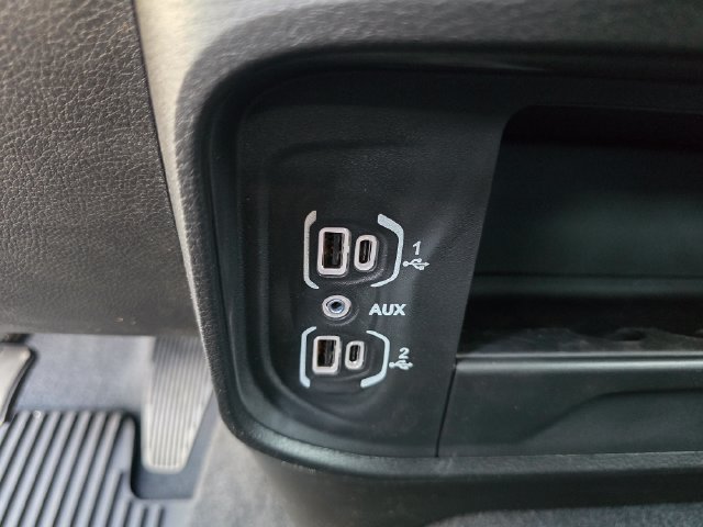 New 2026 RAM 3500 Tradesman AWD/4WD image 17