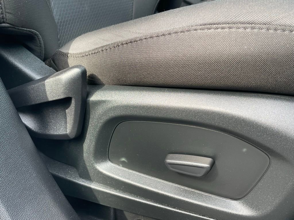 Used 2022 Ford Explorer XLT image 13