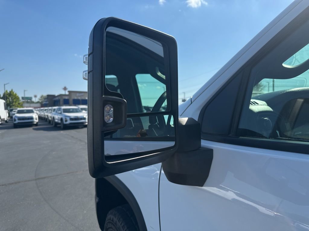 Used 2024 Chevrolet Silverado 3500 W/T image 16