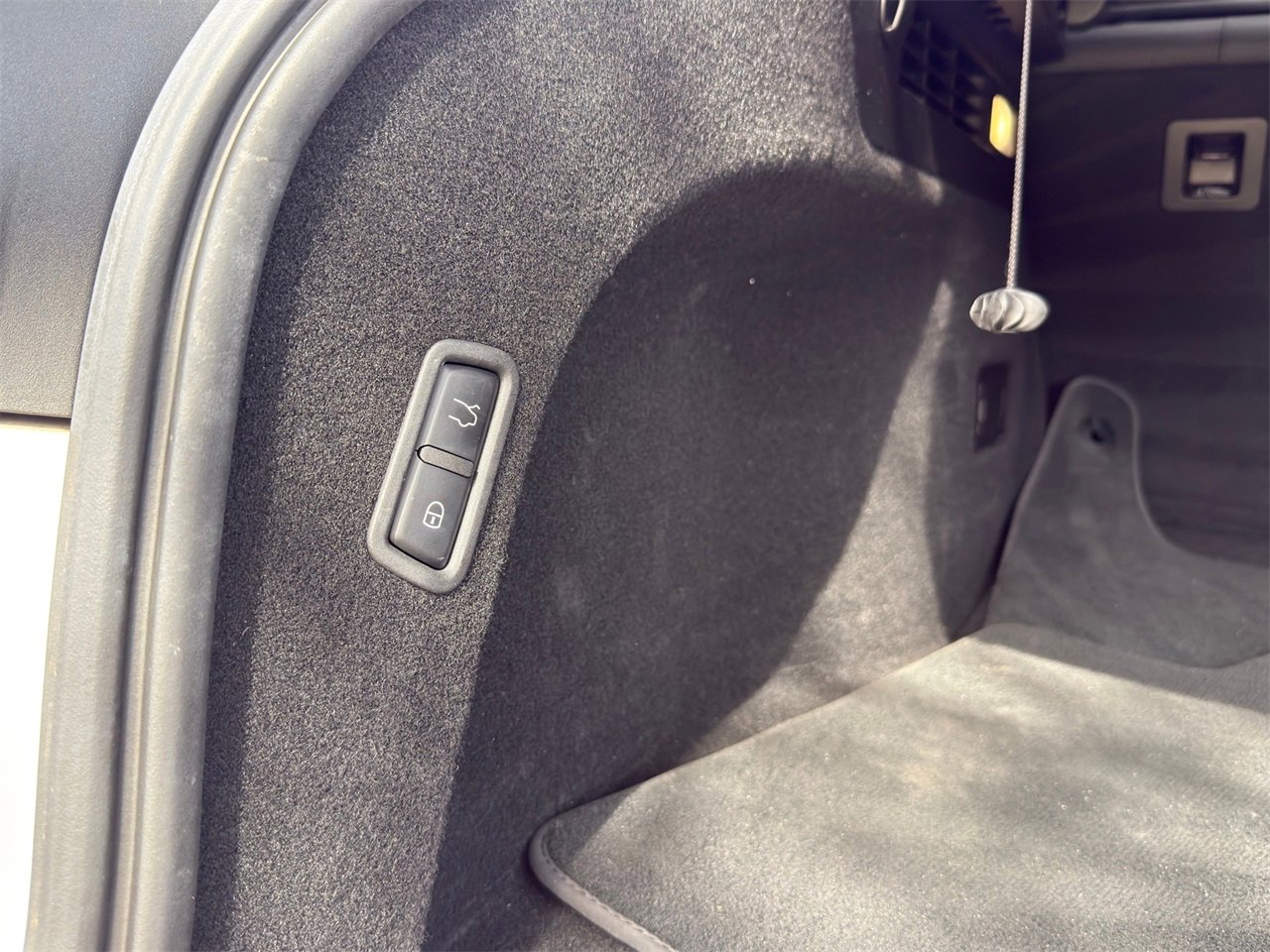 Certified 2023 Maserati Levante GT image 40