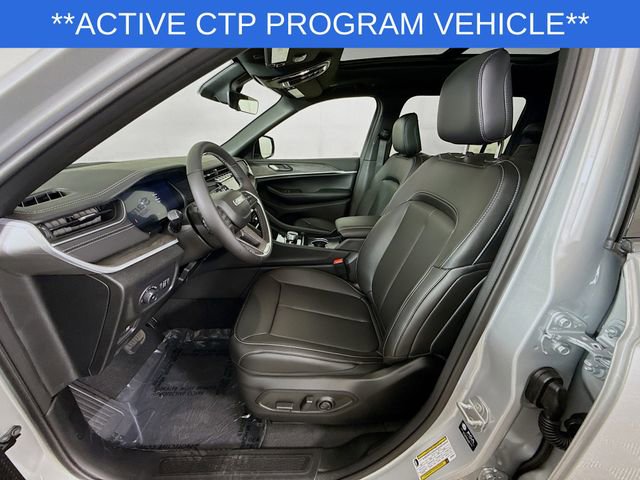 New 2025 Jeep Grand Cherokee L Limited w/ Black Appearance Package image 21