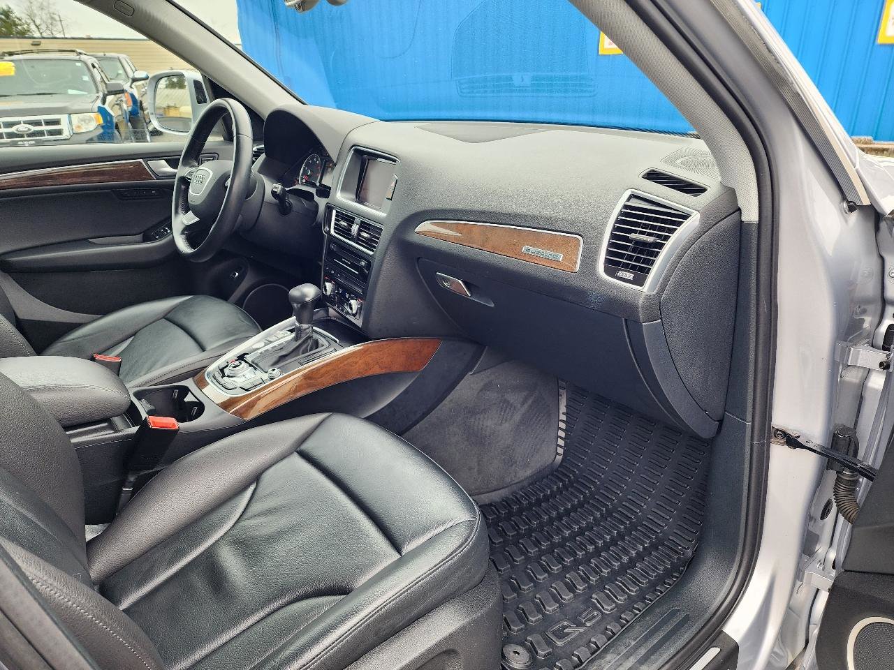 Used 2016 Audi Q5 2.0T Premium Plus w/ Technology Package AWD/4WD image 29