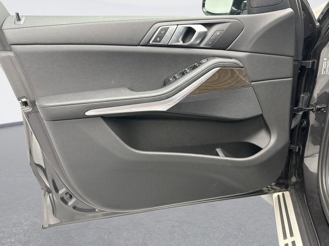 Used 2022 BMW X5 xDrive40i image 9