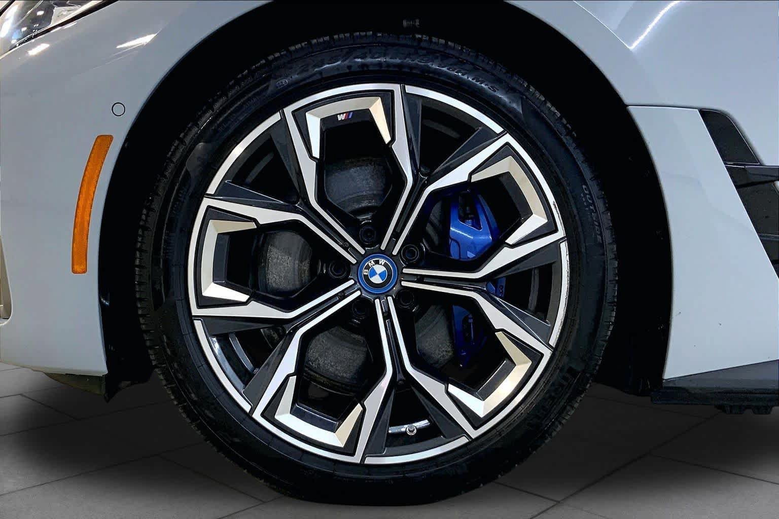 Used 2023 BMW i4 M50 AWD/4WD image 10