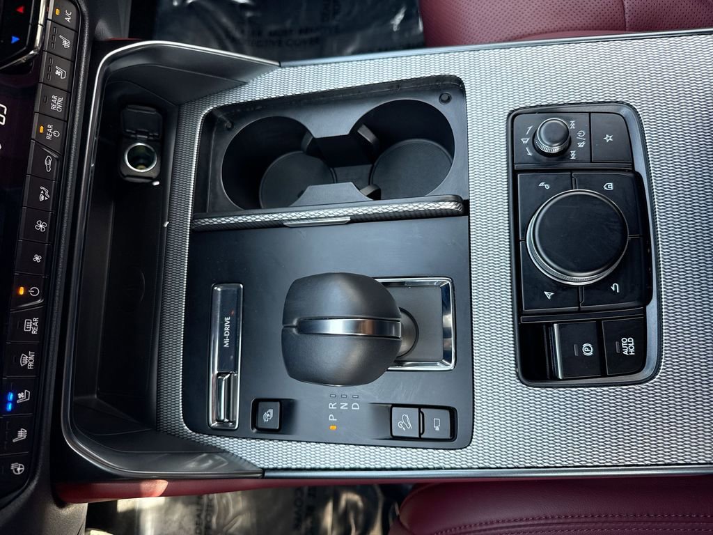 Used 2025 MAZDA CX-70 Plug-In Hybrid w/ Premium Plus image 21