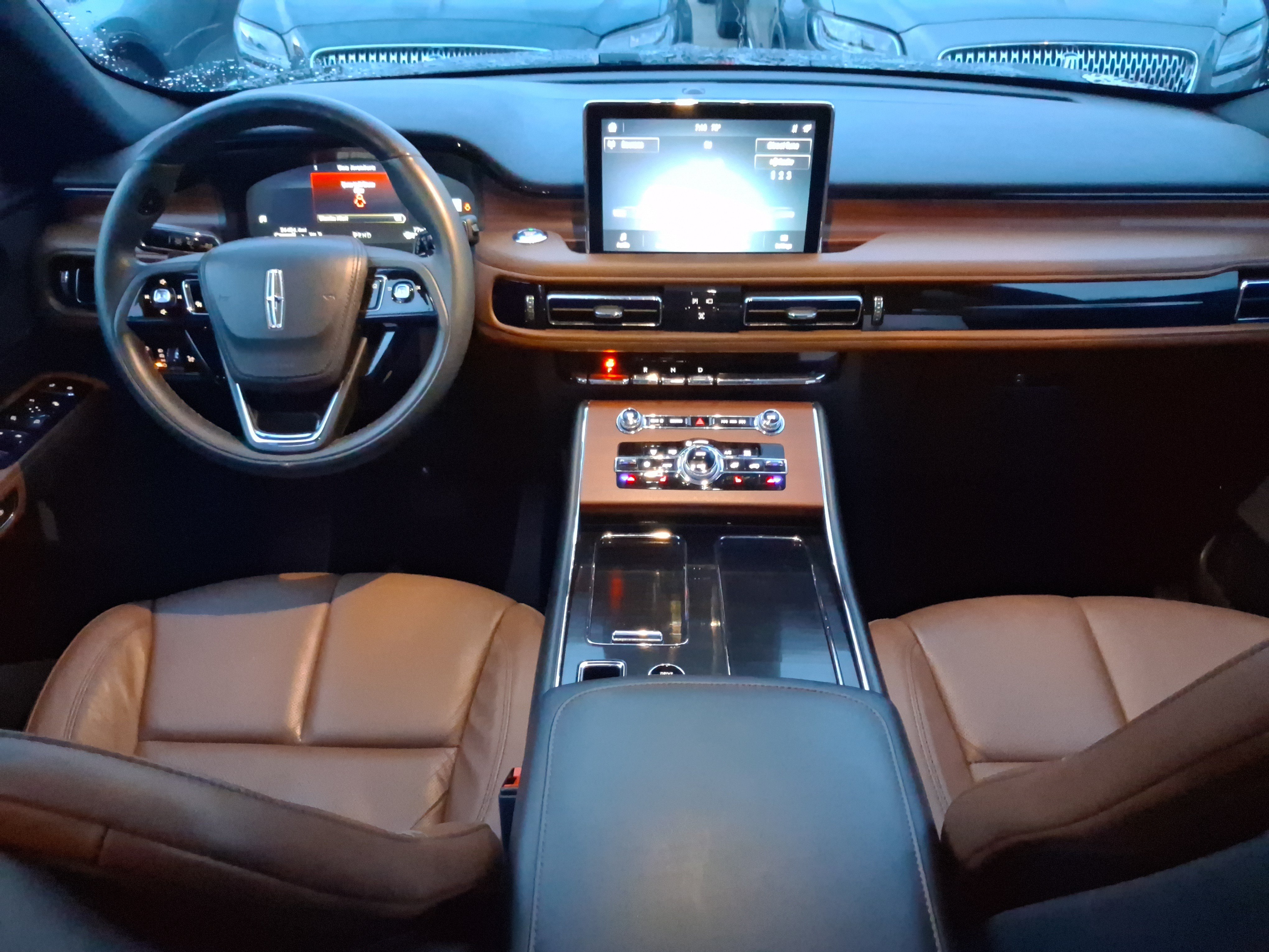 Certified 2023 Lincoln Aviator Reserve RWD image 7