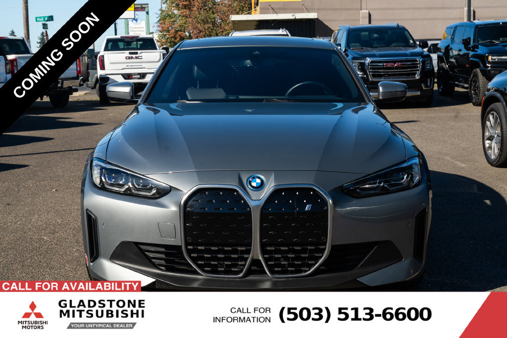 Used 2023 BMW i4 eDrive40 RWD image 2