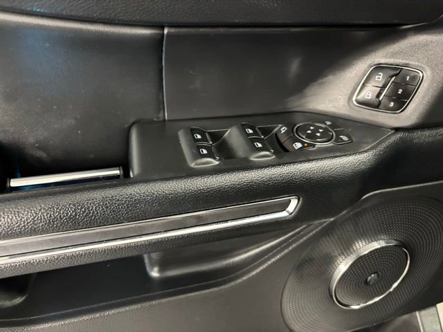 Used 2022 Ford Expedition Limited image 23