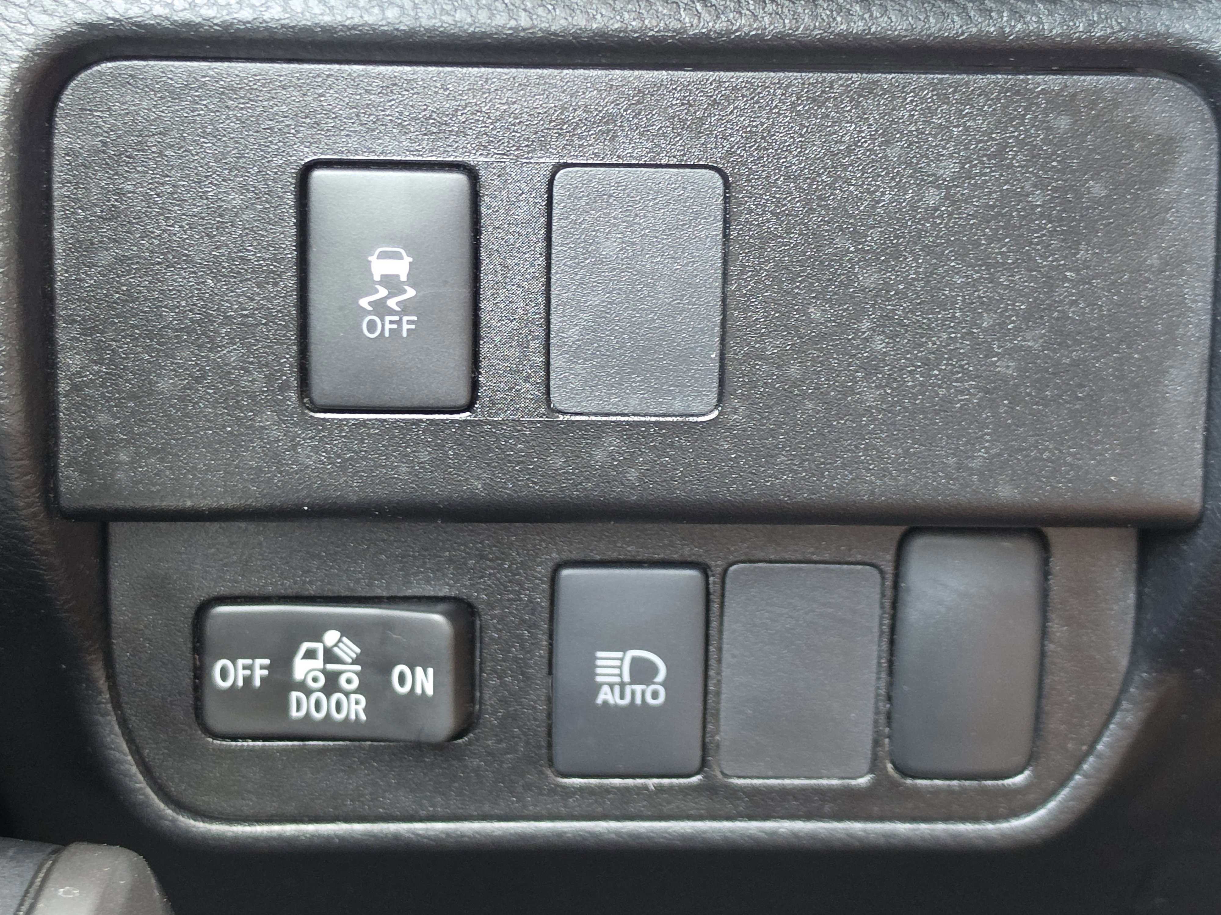 Used 2022 Toyota Tacoma SR5 w/ Technology Package RWD image 14