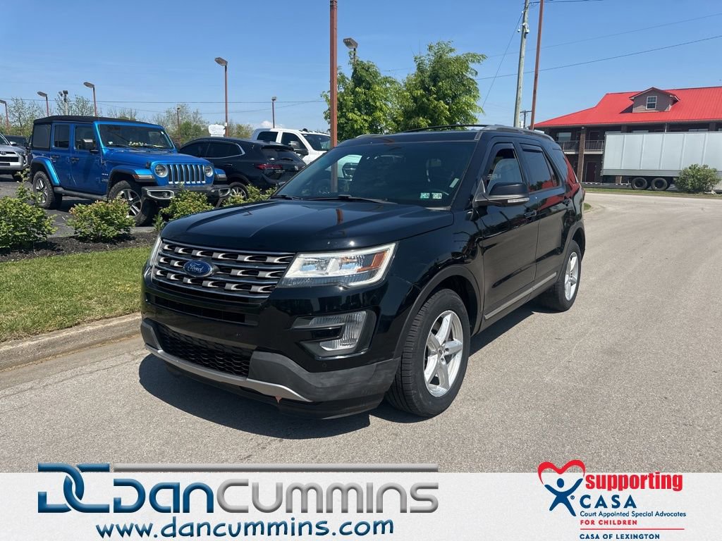 Used 2016 Ford Explorer XLT w/ Equipment Group 202A AWD/4WD image 1