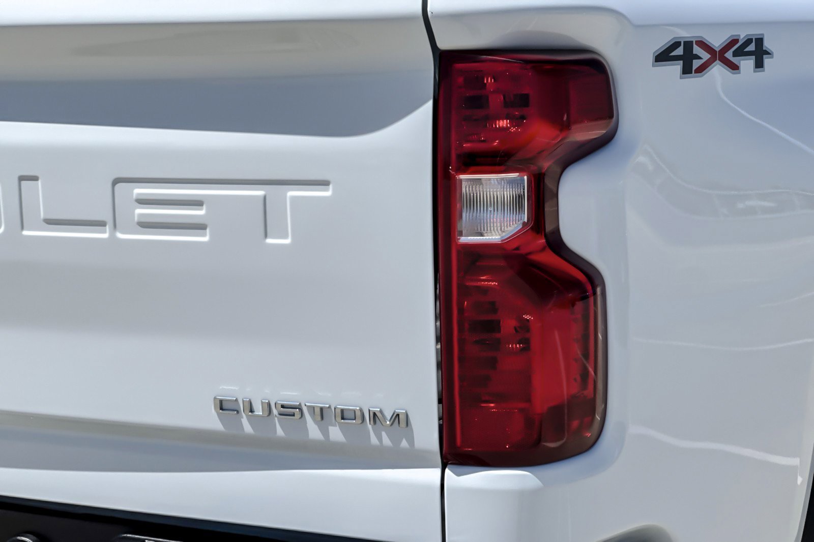 Used 2025 Chevrolet Silverado 2500 Custom w/ Custom Value Package AWD/4WD image 25