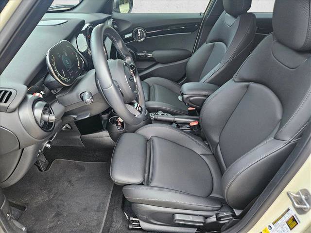 Certified 2023 MINI Cooper S image 16