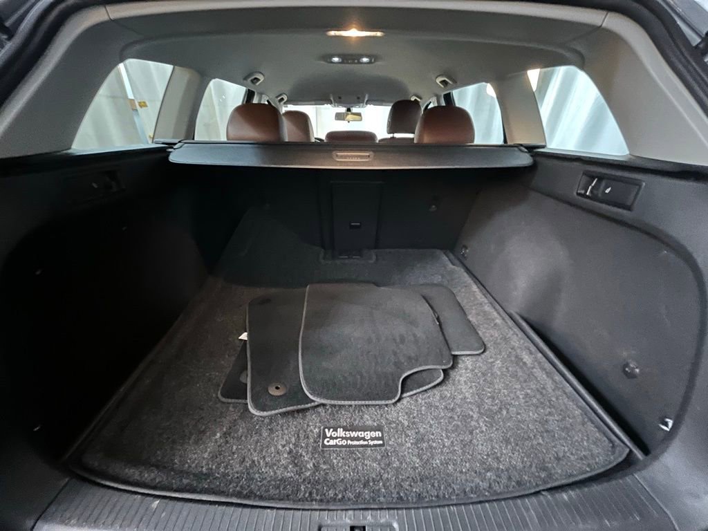 Used 2019 Volkswagen Golf Alltrack S image 28