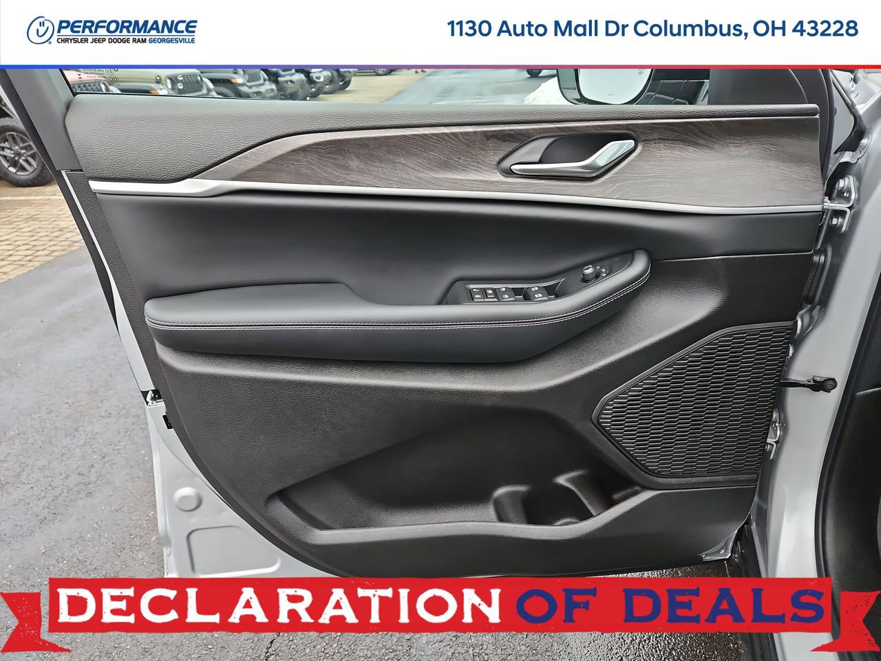 New 2026 Jeep Grand Cherokee Laredo image 18