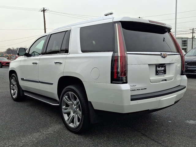 Used 2020 Cadillac Escalade Luxury image 4