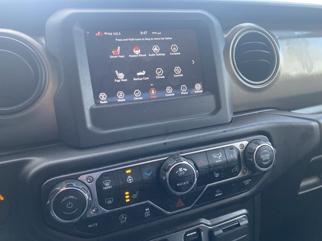 Used 2022 Jeep Gladiator Willys image 11