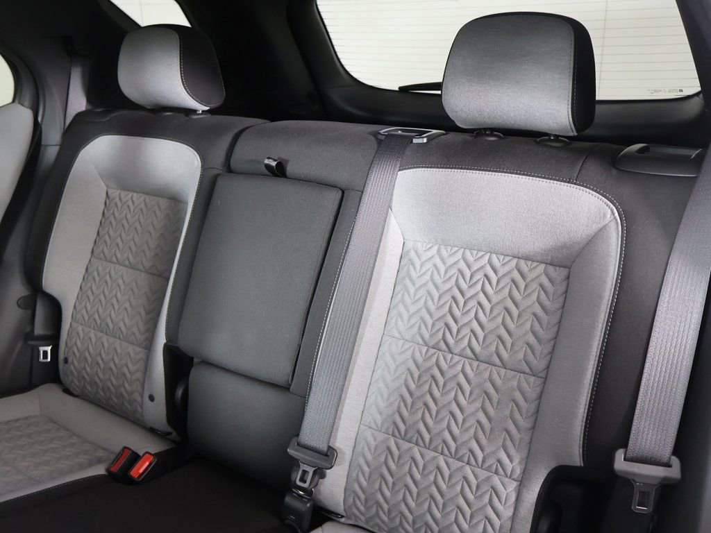 Used 2024 Chevrolet Equinox LT image 31
