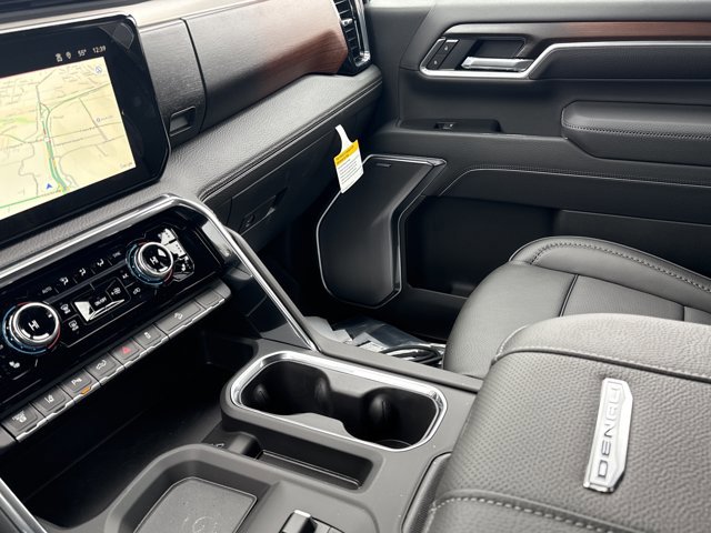 New 2026 GMC Sierra 2500 Denali w/ Denali Reserve Package image 24