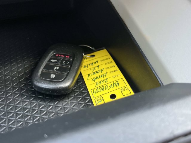 Used 2024 Honda Accord LX image 30