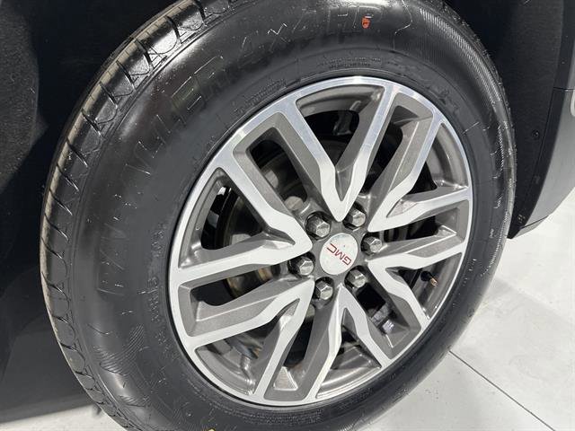 Used 2017 GMC Acadia SLE w/ Driver Alert Package I image 12