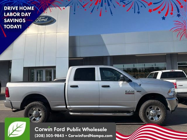 Used 2015 RAM 2500 Tradesman w/ Chrome Appearance Group AWD/4WD image 4