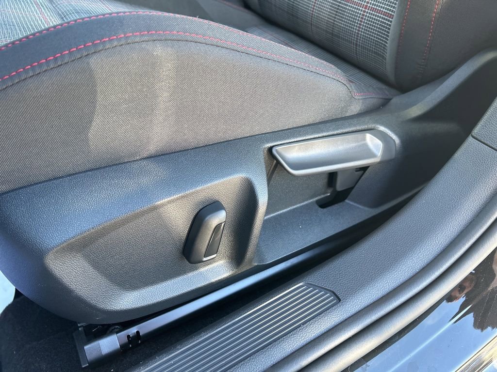 New 2026 Volkswagen GTI S FWD image 10