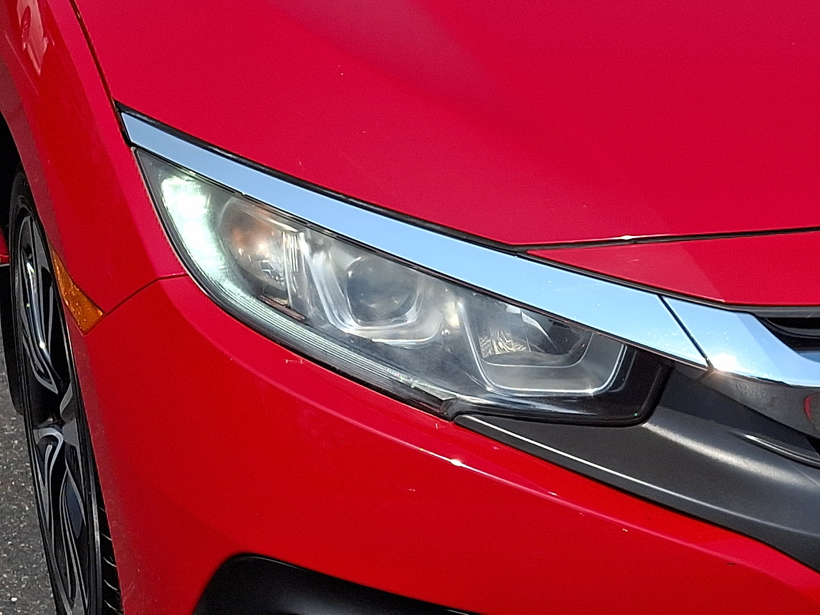 Certified 2017 Honda Civic EX-T image 9