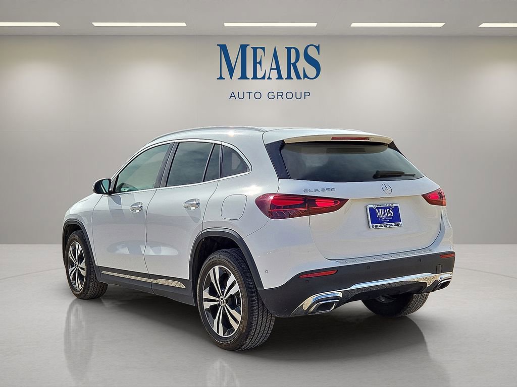 Used 2025 Mercedes-Benz GLA 250 image 3