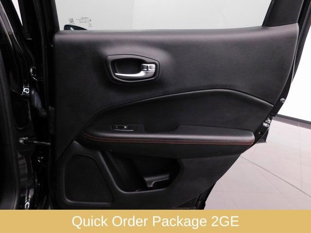 Used 2020 Jeep Compass Trailhawk image 30