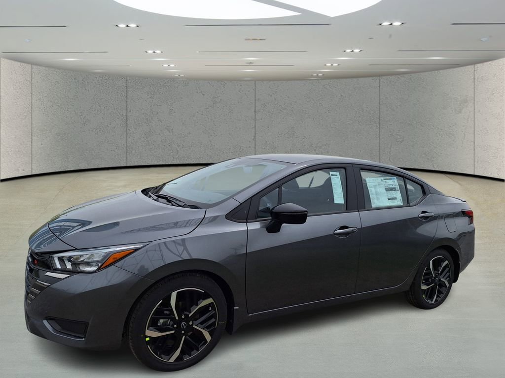 New 2025 Nissan Versa SR w/ Trunk Package