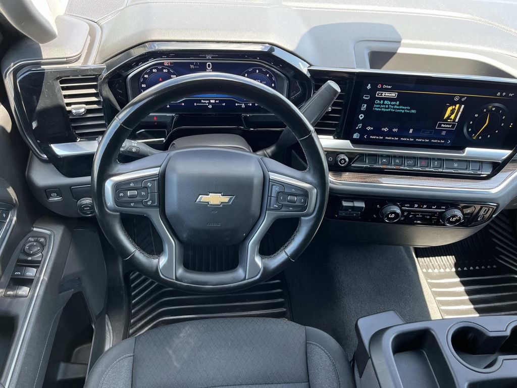 Used 2025 Chevrolet Silverado 1500 LT RWD image 13