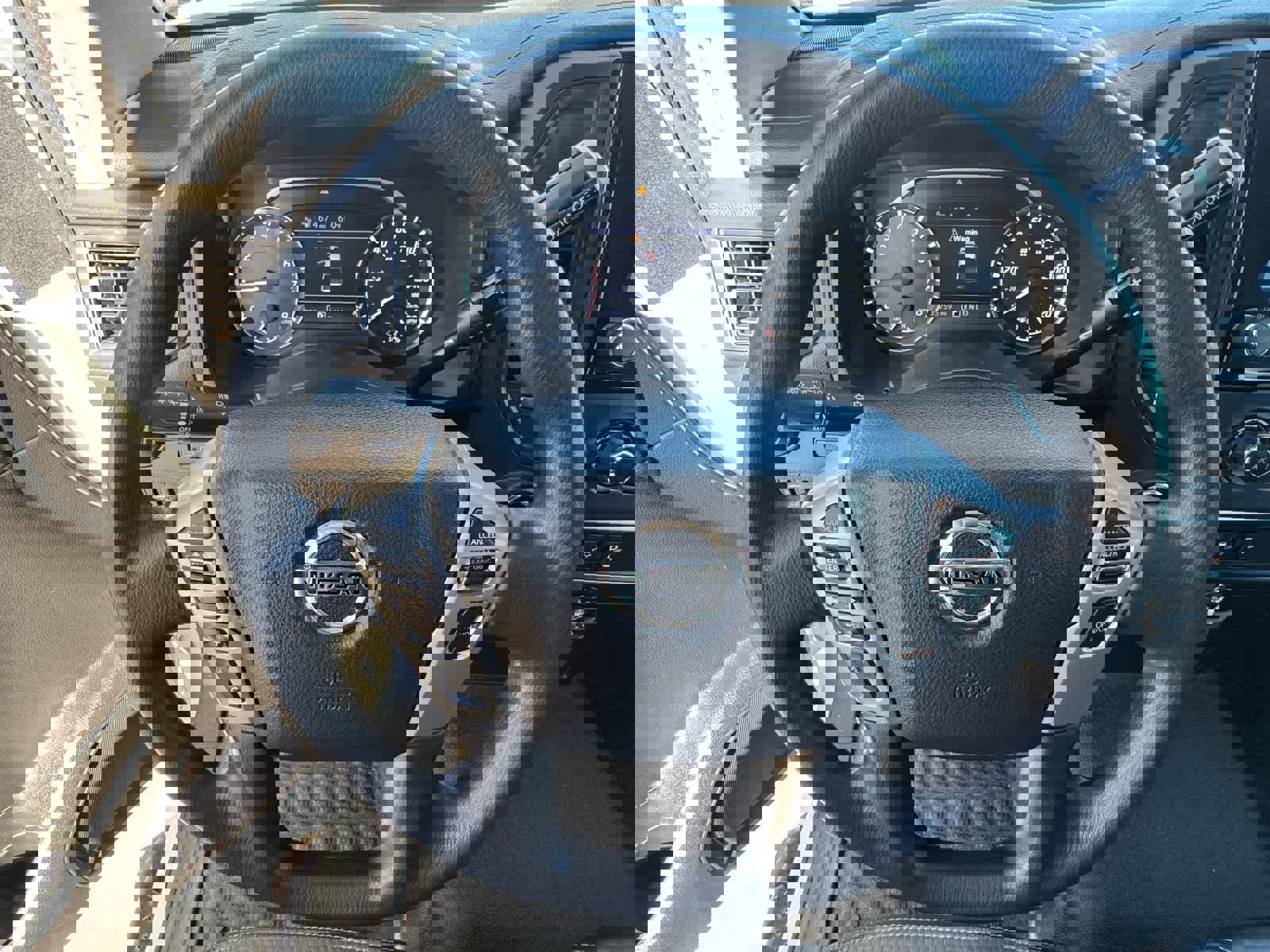 Certified 2021 Nissan Titan S w/ S Utility Package image 18