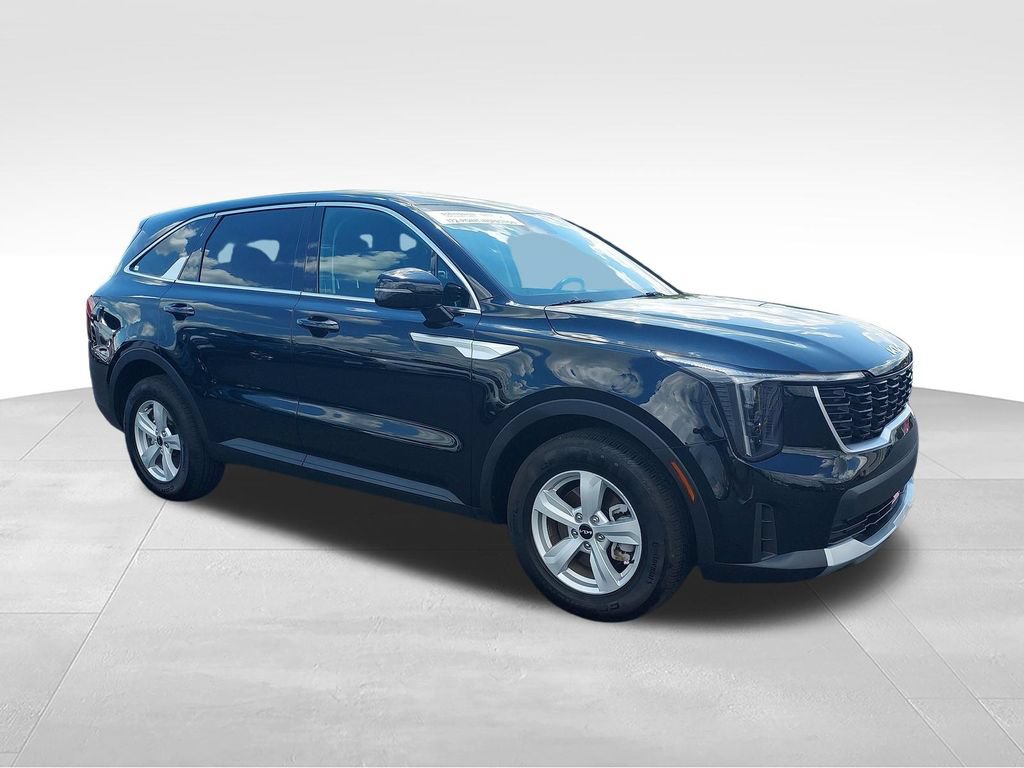Used 2026 Kia Sorento LX FWD image 7