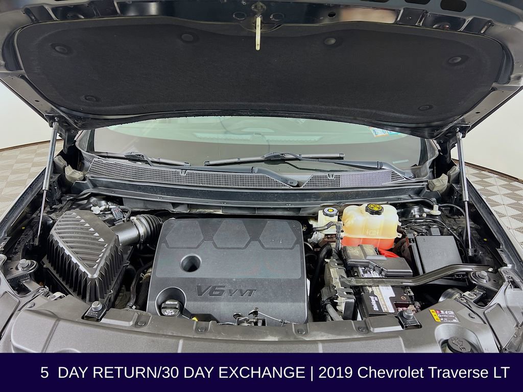 Used 2019 Chevrolet Traverse LT image 35