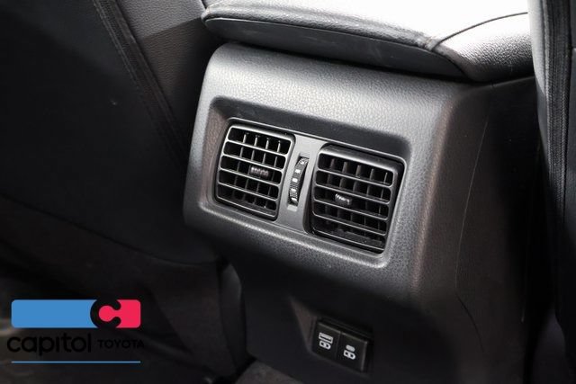 Certified 2026 Toyota Camry Hybrid AWD/4WD image 30