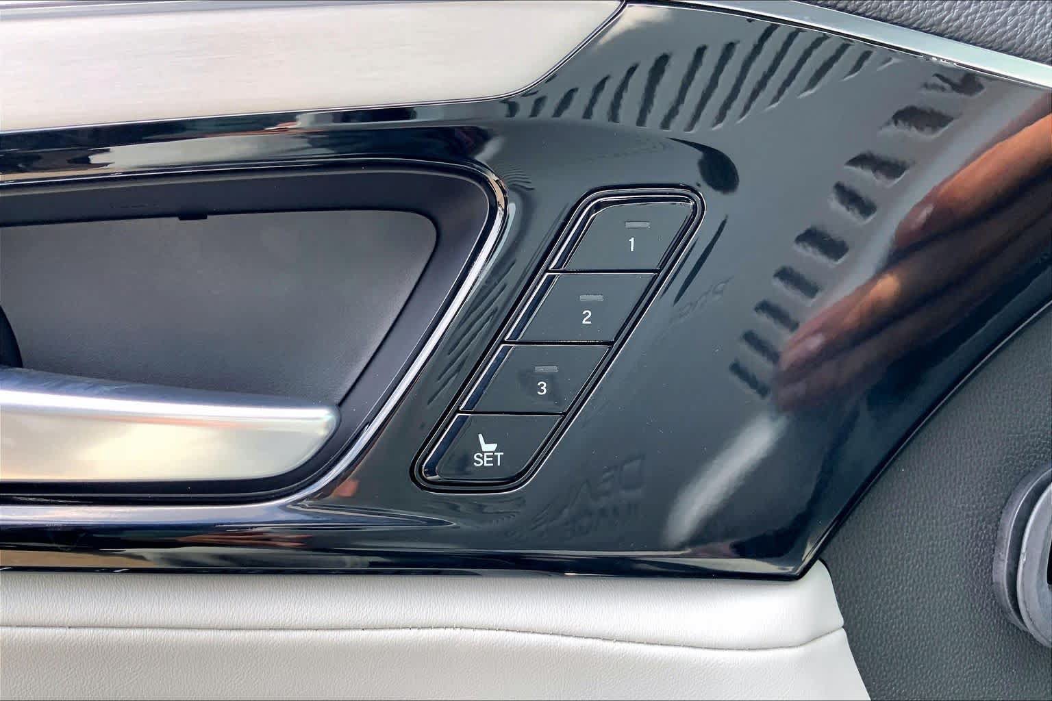 Certified 2026 Acura MDX FWD w/ Technology Package image 33