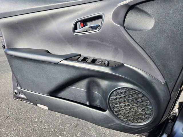 Used 2020 Toyota Prius LE FWD image 20