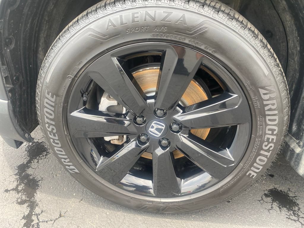 Used 2025 Honda Pilot Black Edition image 14