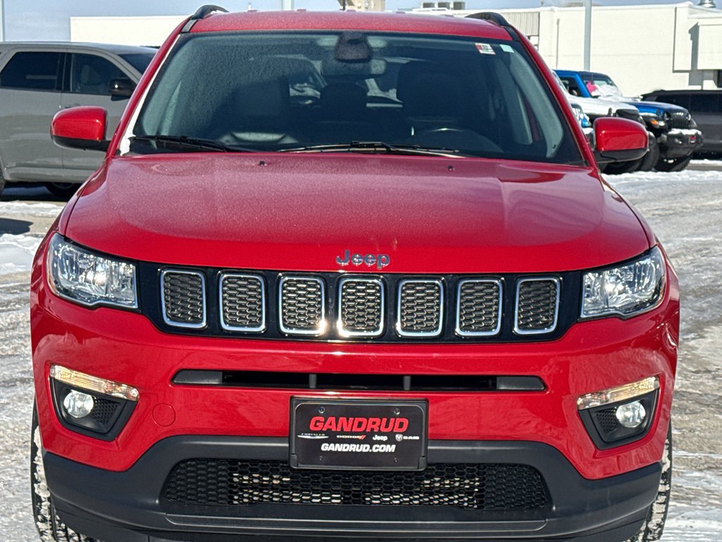Used 2019 Jeep Compass Latitude w/ Cold Weather Group image 3