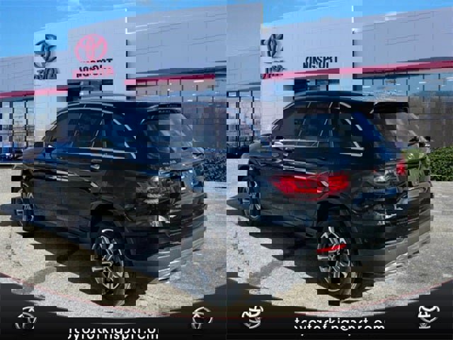 Used 2022 Mercedes-Benz GLC 300 4MATIC image 3