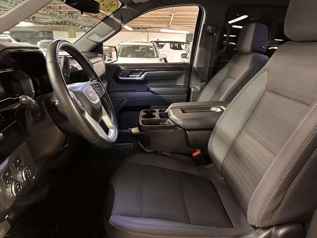 Used 2024 GMC Sierra 1500 Elevation image 15