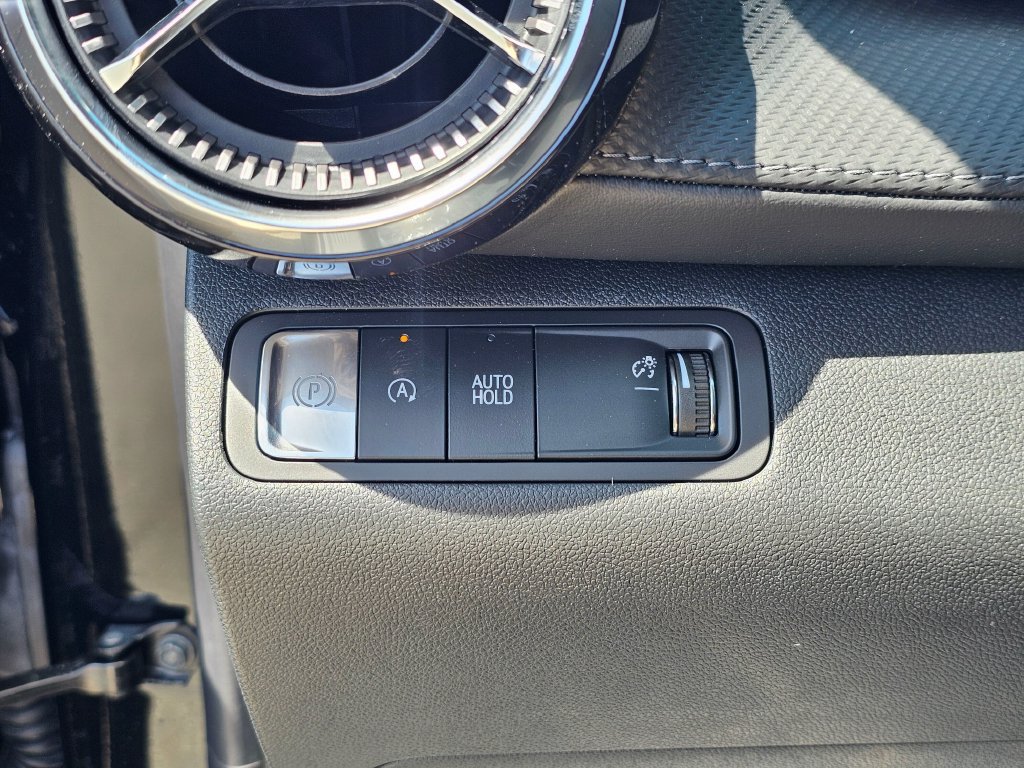 New 2026 Chevrolet Equinox LT w/ Safety and Technology Package FWD image 23