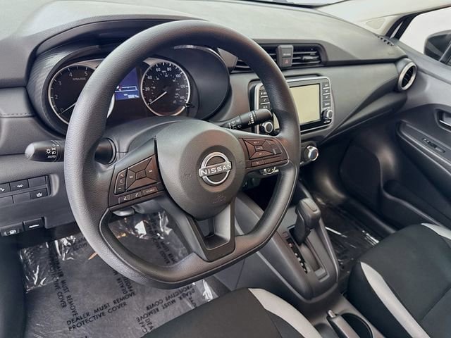 Used 2025 Nissan Versa S w/ Trunk Package FWD image 9