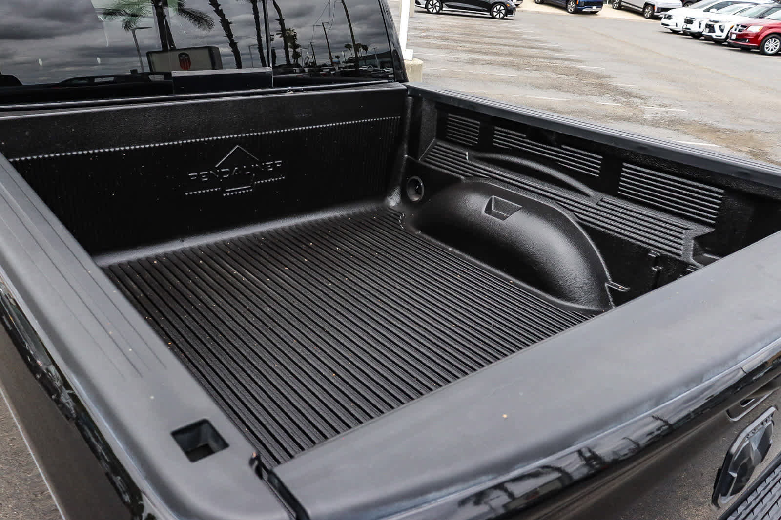 Used 2019 RAM 1500 Laramie RWD image 14