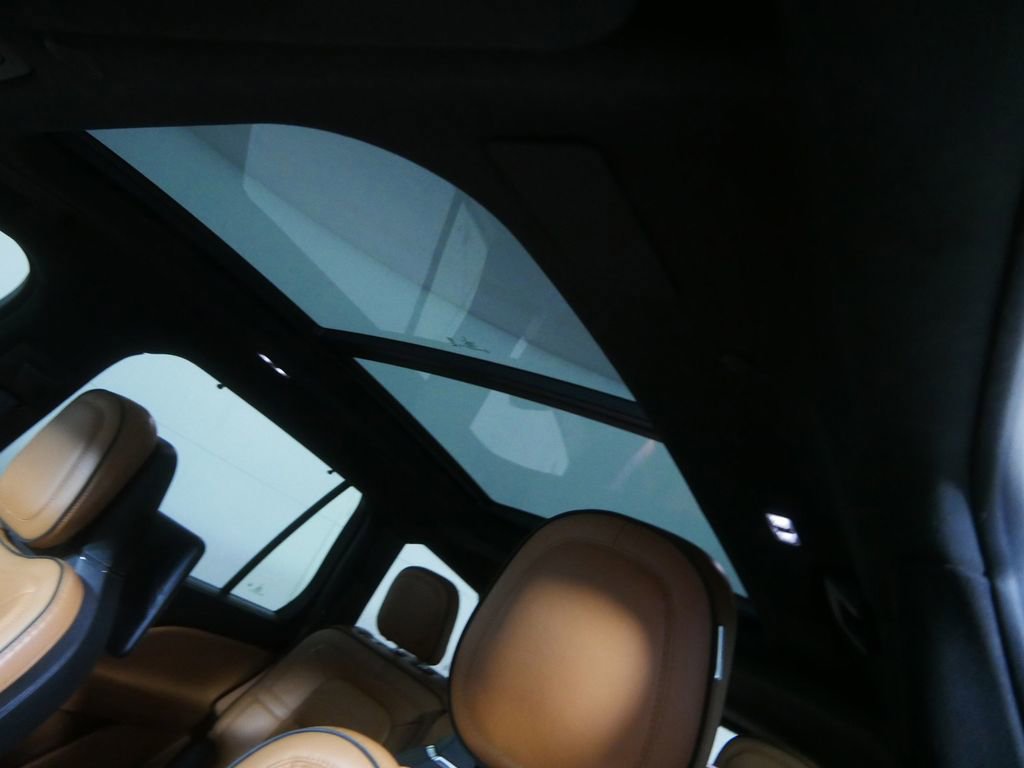 Used 2020 Lincoln Aviator Black Label image 16