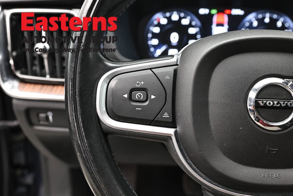 Used 2022 Volvo S60 B5 Momentum image 15