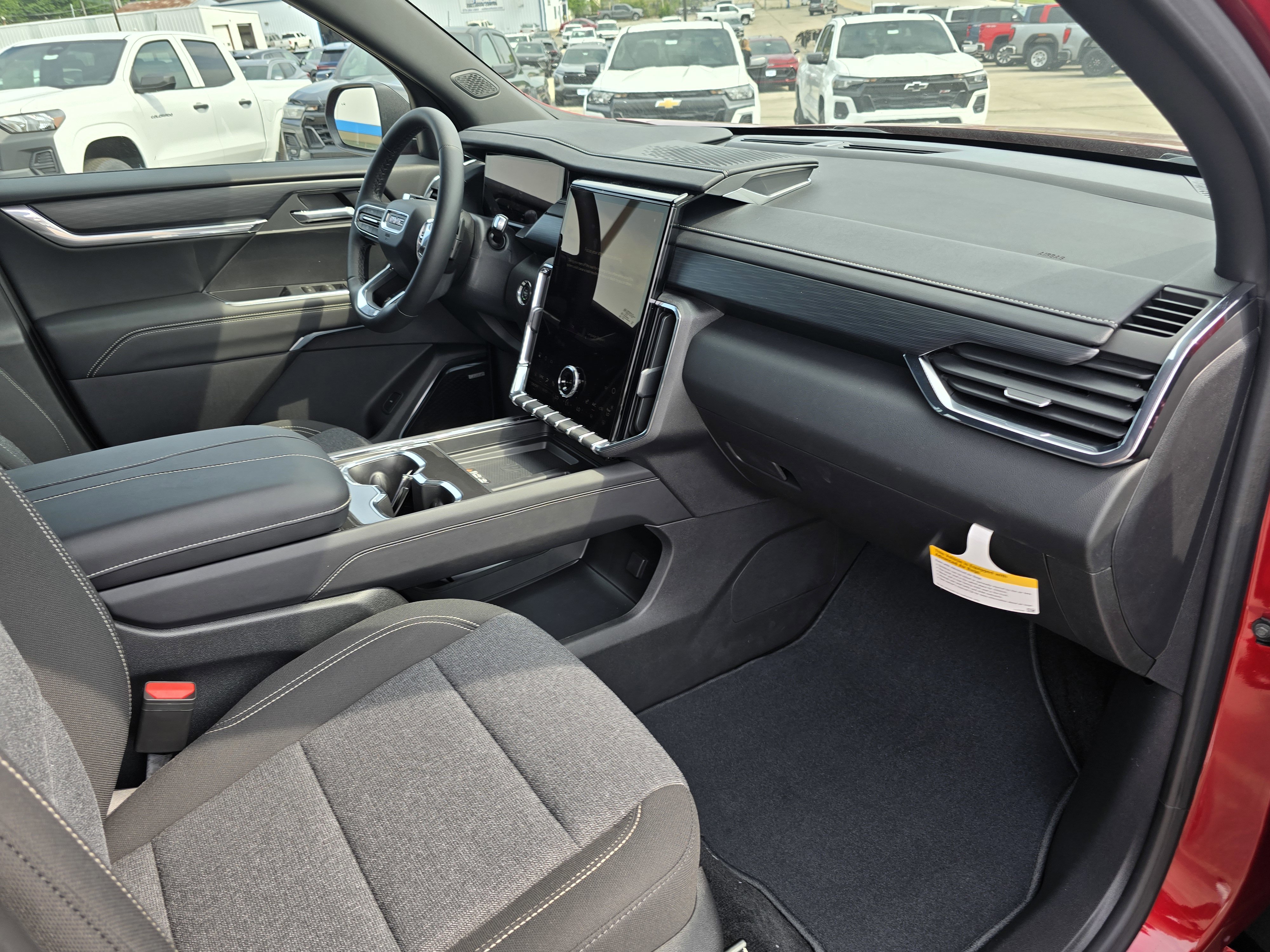 New 2025 GMC Acadia Elevation image 18